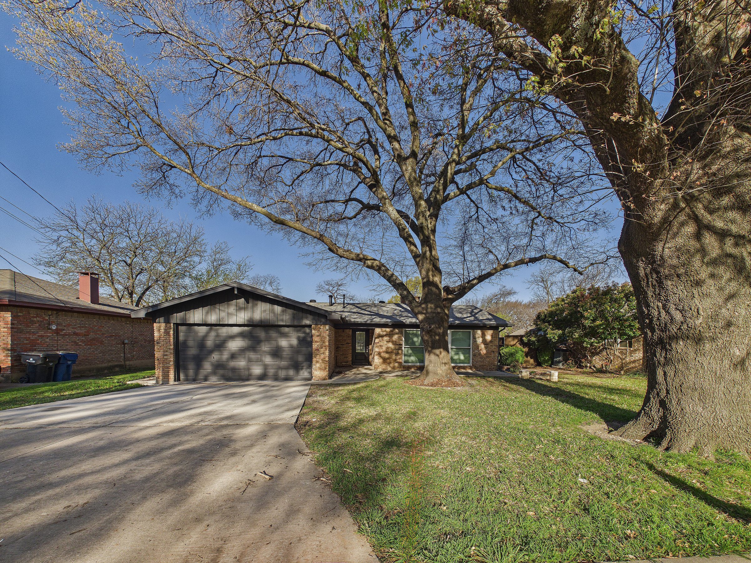 100 Stockyard Lane, Dallas
