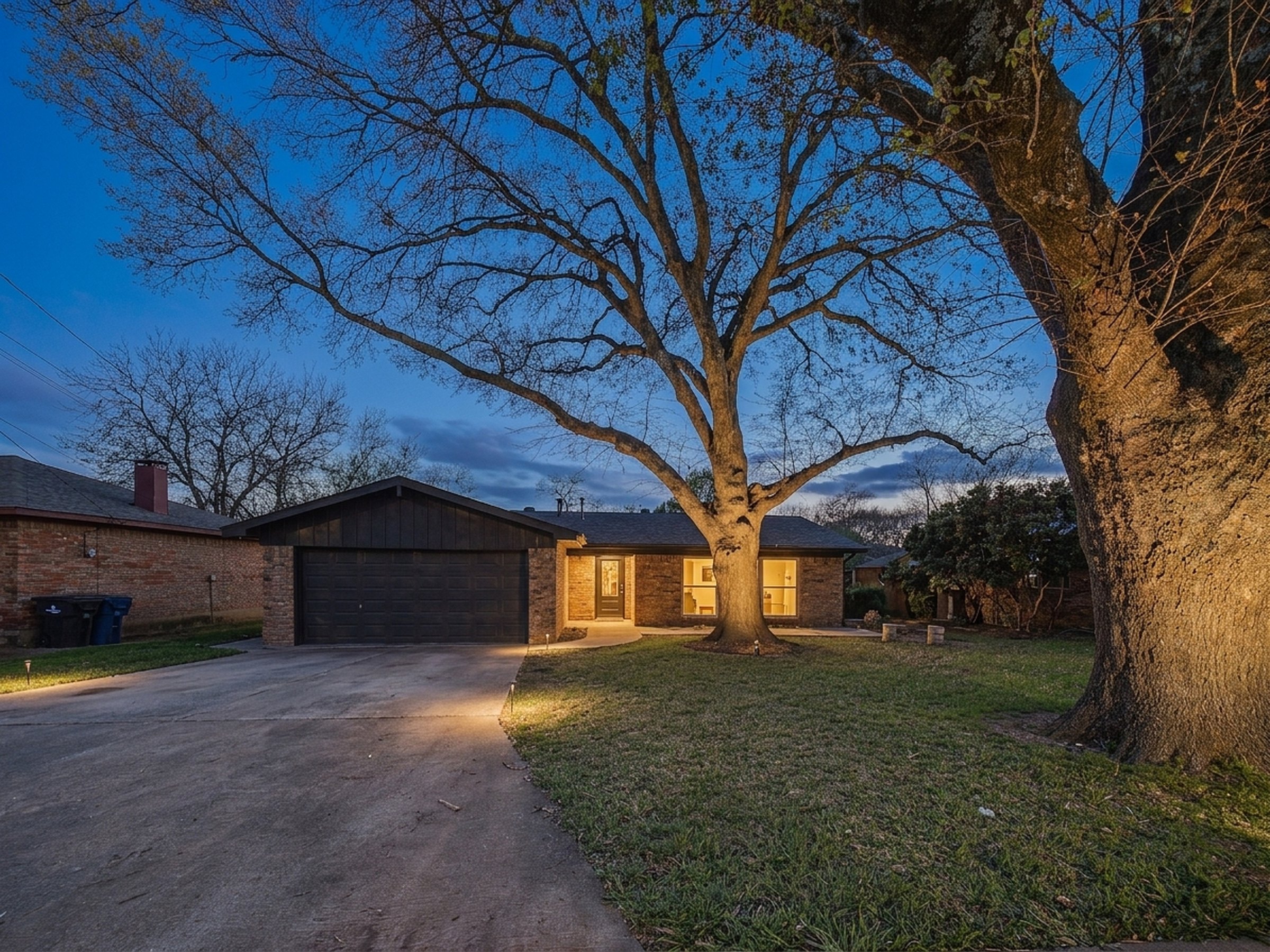 100 Stockyard Lane, Dallas twilight